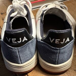 Veja Navy and White Casual Sneakers